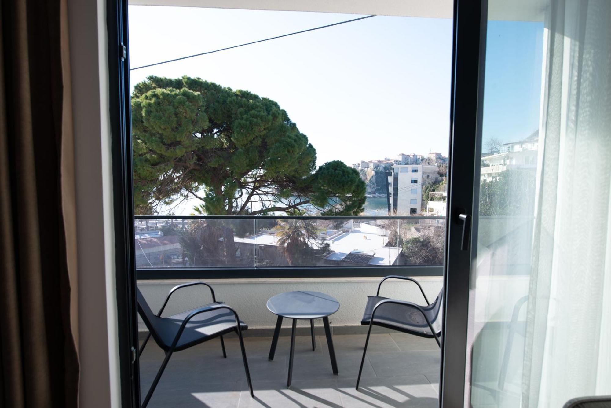 אולסינץ' Botanica Boutique Hotel מראה חיצוני תמונה