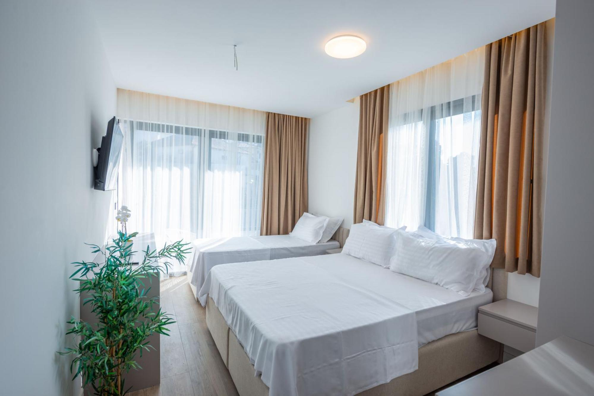 אולסינץ' Botanica Boutique Hotel מראה חיצוני תמונה