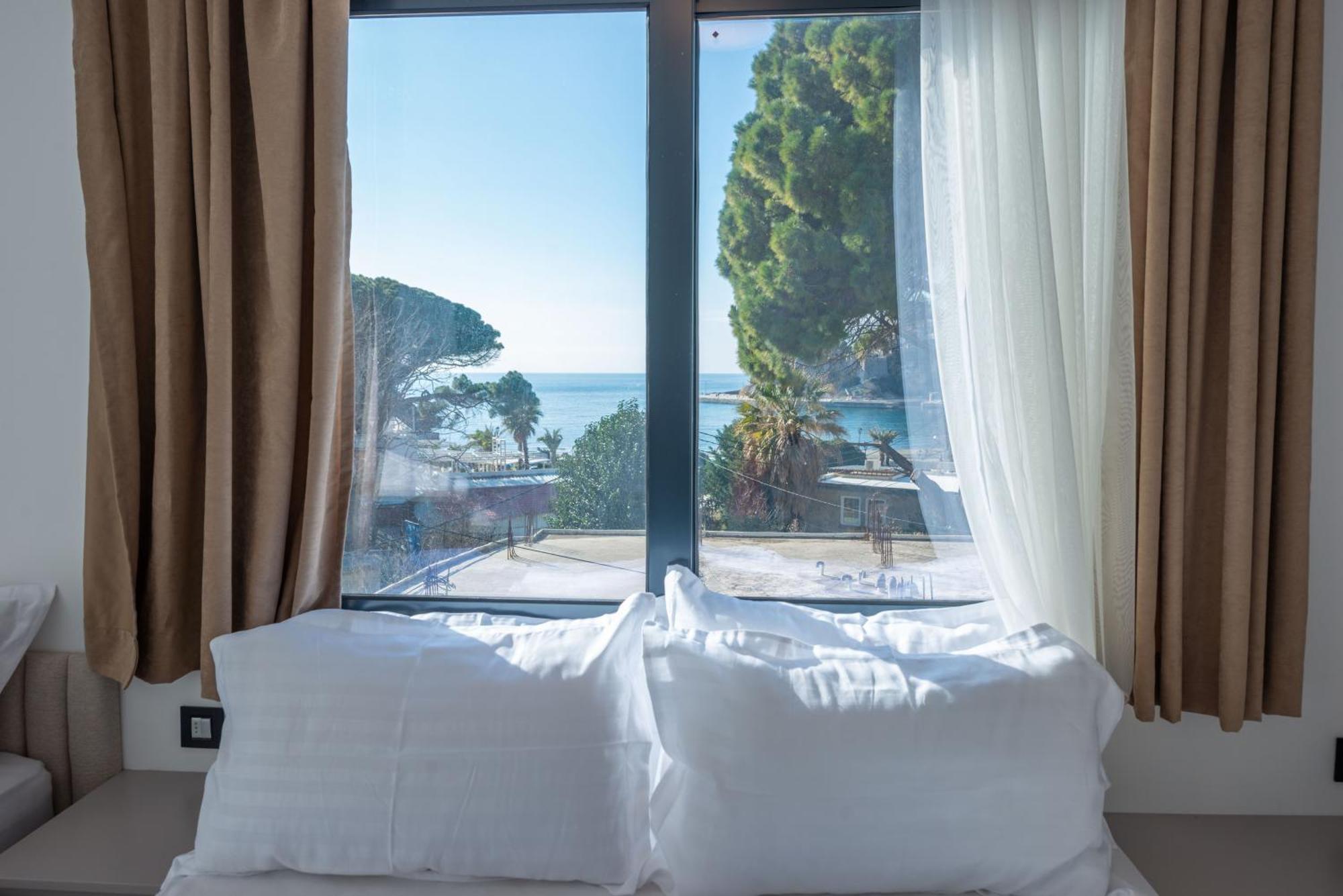 אולסינץ' Botanica Boutique Hotel מראה חיצוני תמונה