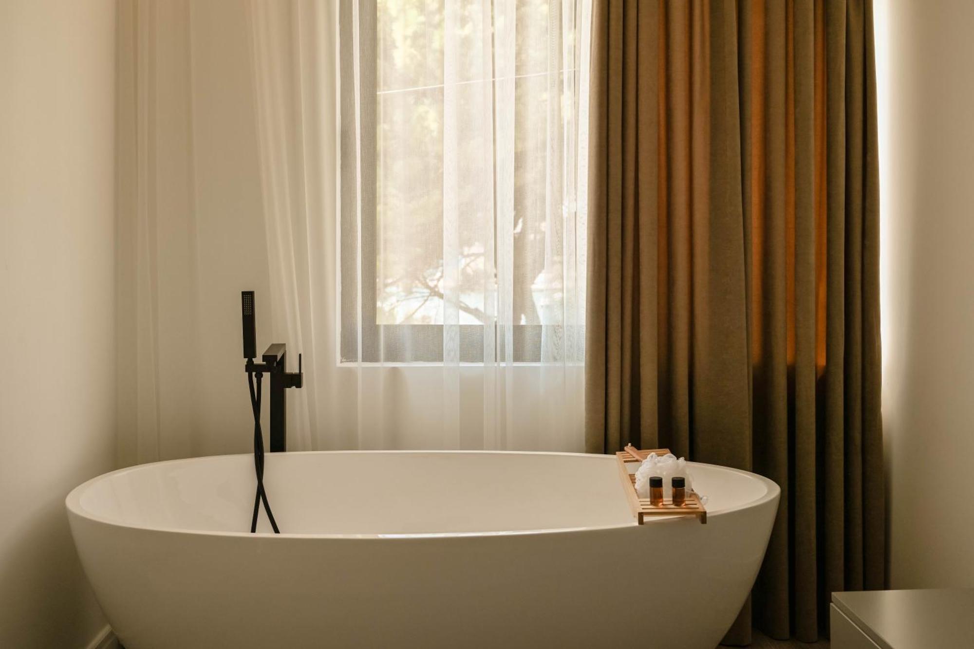 אולסינץ' Botanica Boutique Hotel מראה חיצוני תמונה