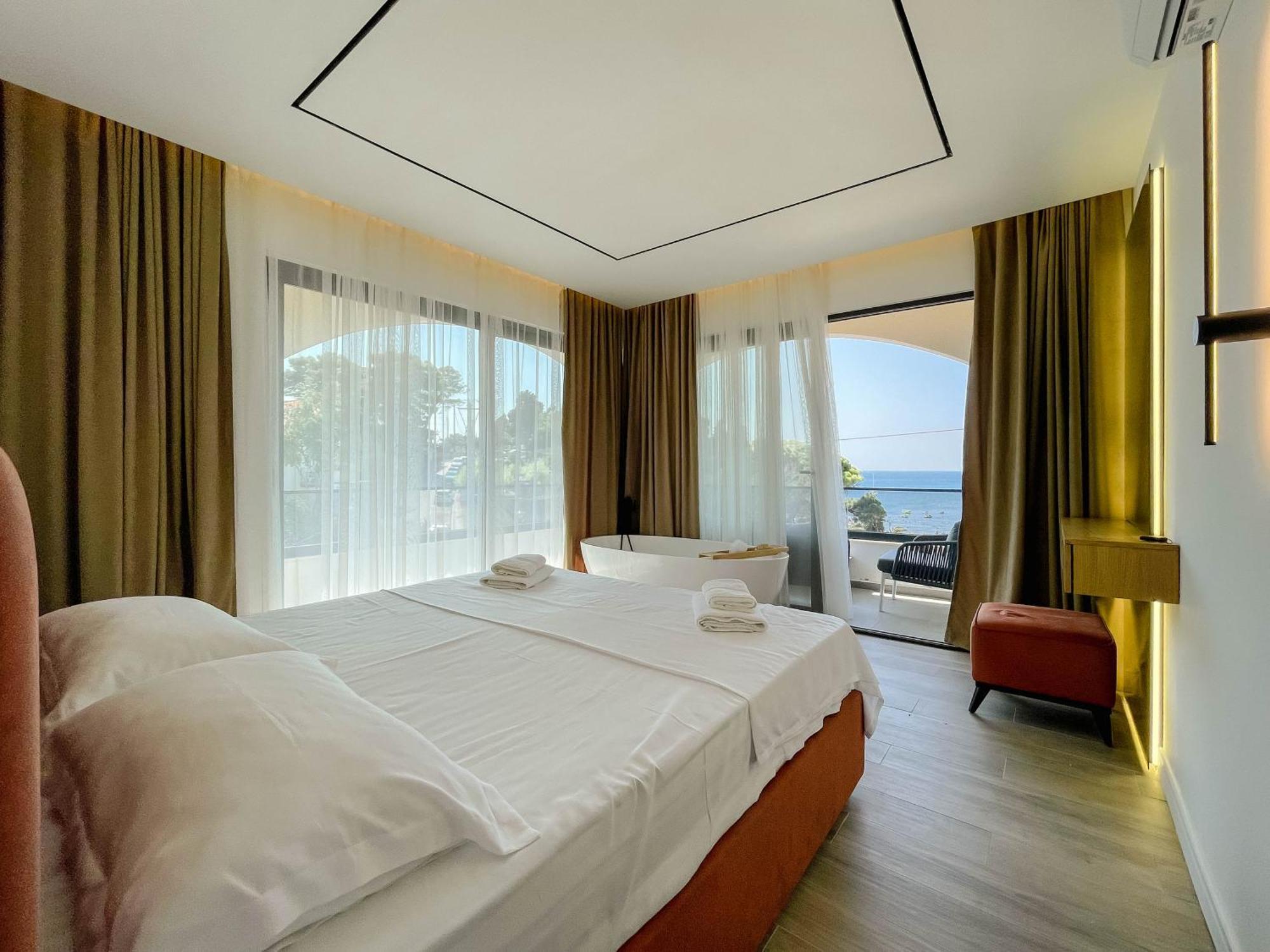 אולסינץ' Botanica Boutique Hotel מראה חיצוני תמונה