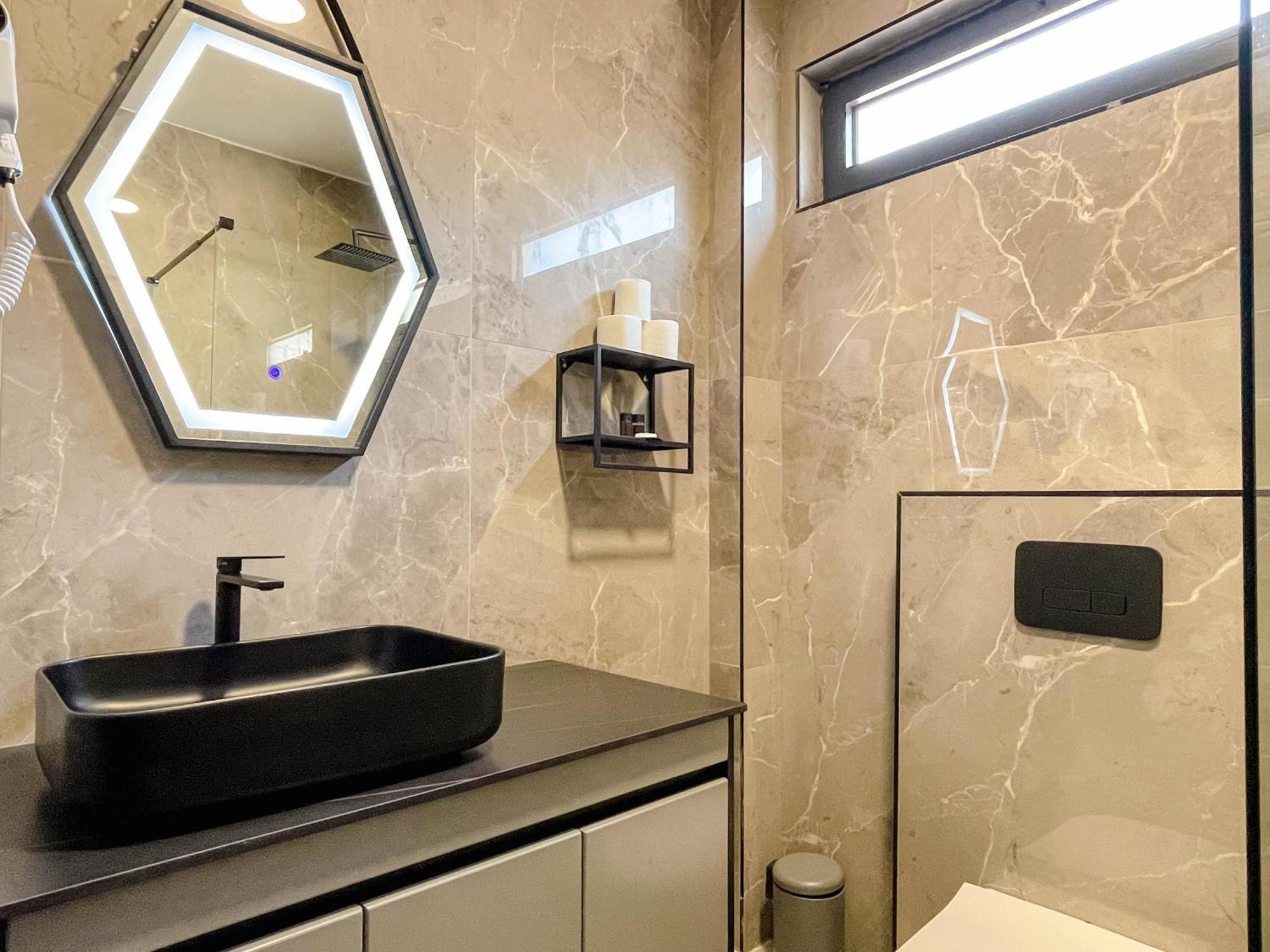 אולסינץ' Botanica Boutique Hotel מראה חיצוני תמונה