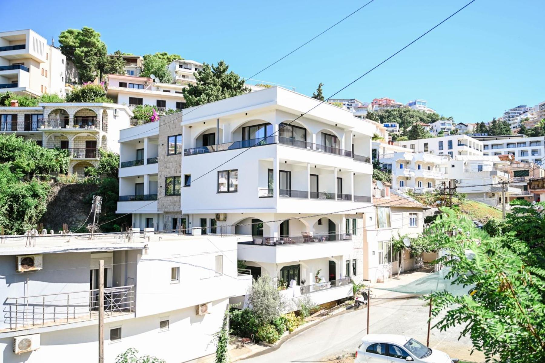 אולסינץ' Botanica Boutique Hotel מראה חיצוני תמונה