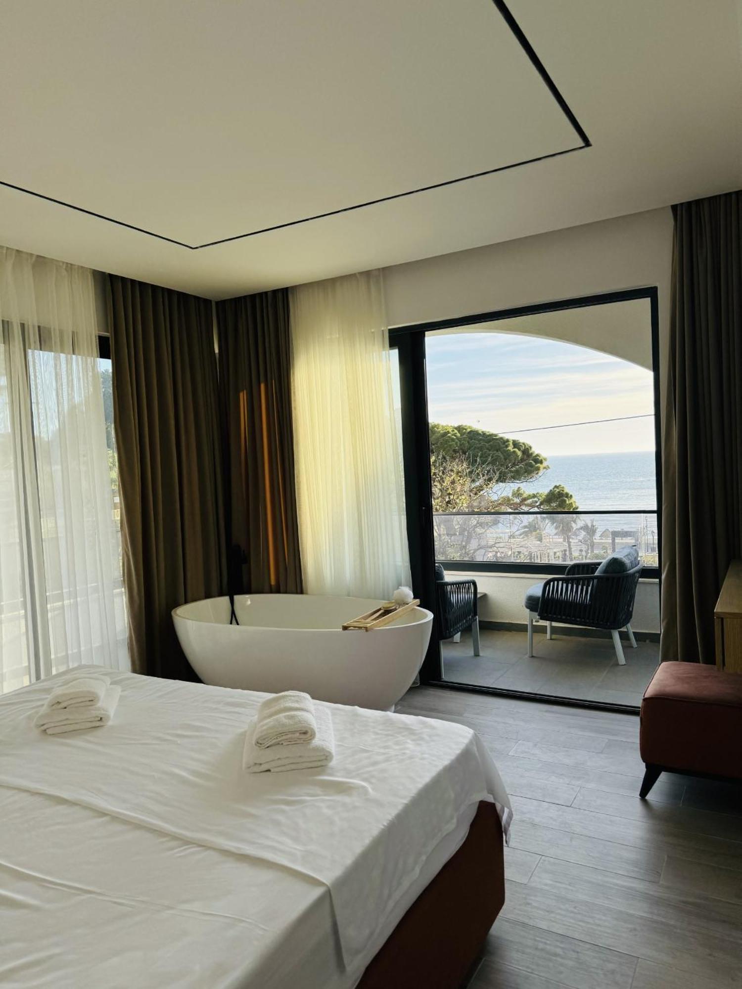 אולסינץ' Botanica Boutique Hotel מראה חיצוני תמונה